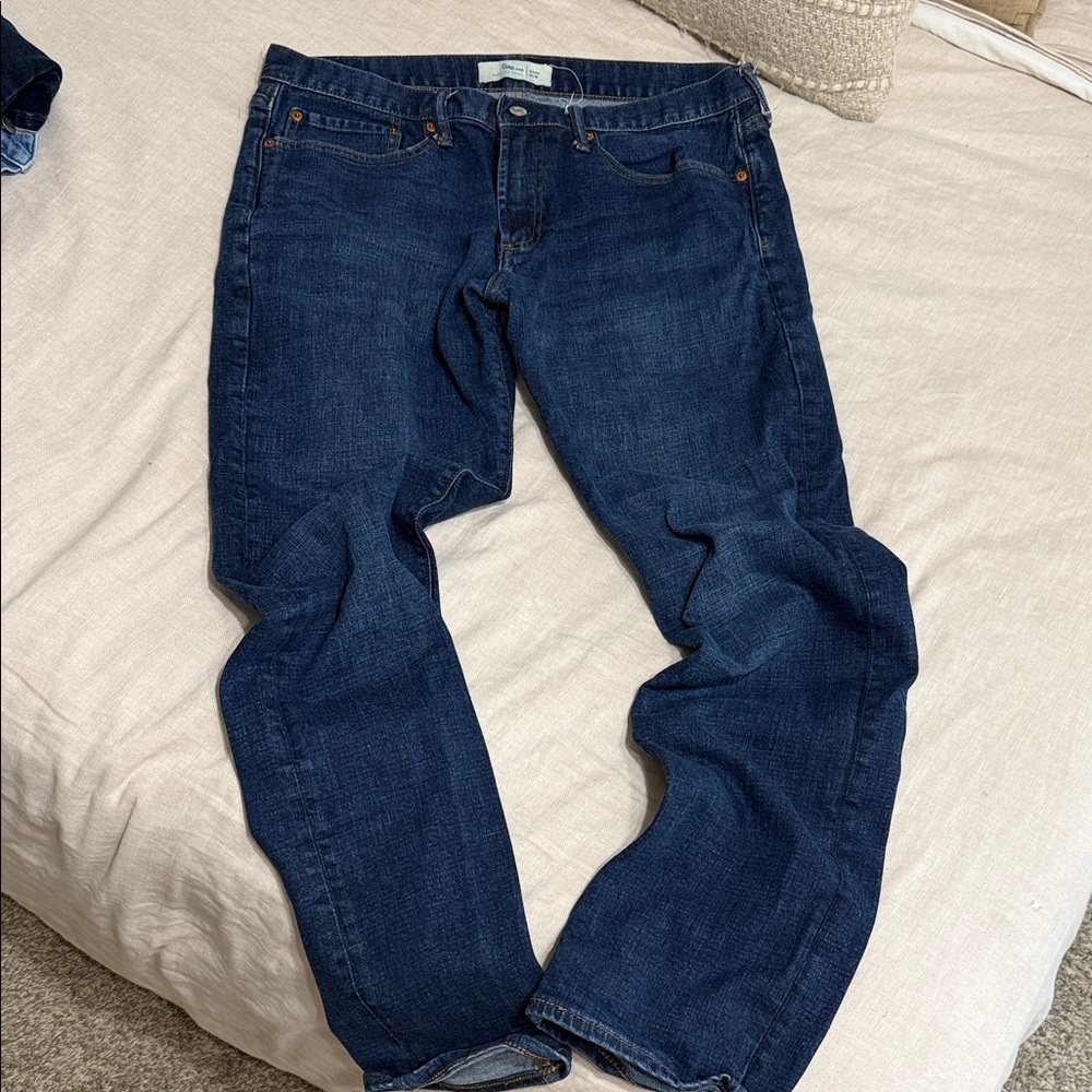 GAP Men's Dark Blue Straight Jeans